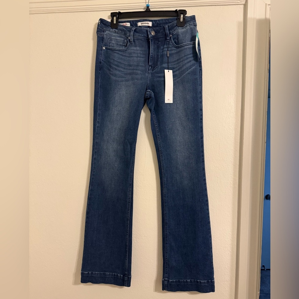 Women’s pants size 8 by Vigoss